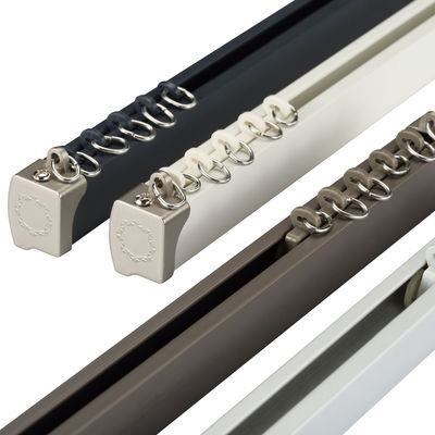 Voie coulissante en aluminium de rideau en Windows avec la voie de rideau en rail de fer de rideau en système de poulie