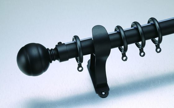 Rideau Rods inoxydable convenable décoratif en couleur de noir de double en métal de rideaux en tuyau d'acier de fenêtre