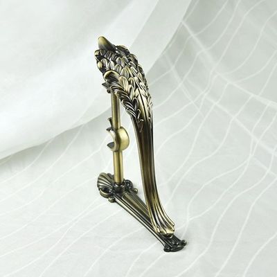 Rideau Rods en laiton tordu par fenêtre de rideau de fer en short travaillé de Polonais double