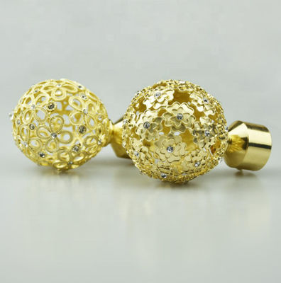 Style de luxe de boule en chapeau de rideau de Finials d'or de Rods pour des hôtels de restaurants