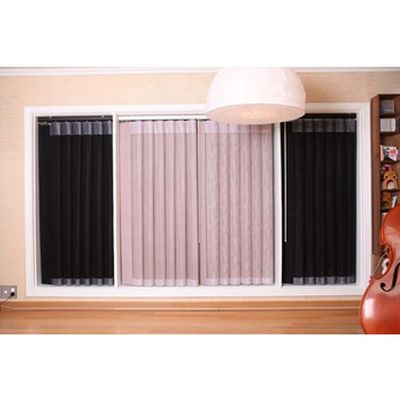 Aveugles verticaux modernes électriques de tissu, aveugles de fenêtre roses pour la maison de luxe