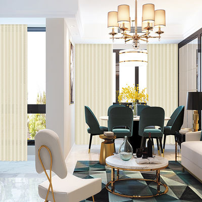 La verticale blanche décorative de fenêtre aveugle le contrôle manuel pour la salle de bains de patio