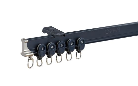 Rails et Rods incurvés Bendable de voie de rideau en main en aluminium noire blanche de couleur pour le rideau