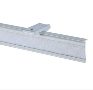 Le rail magique de voie de rideau en bande de balustrades en aluminium fixées au mur prêtes de bateau pour des rideaux empochent