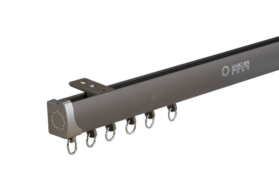 Voie coulissante en aluminium de rideau en Windows avec la voie de rideau en rail de fer de rideau en système de poulie