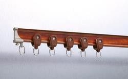 Double voie silencieuse en acier en aluminium de rideau Bendable pour la fenêtre en saillie