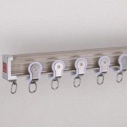 Voie en aluminium Bendable de rideau, rail de rideau incurvé pour la fenêtre en saillie