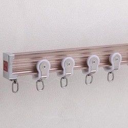 Voie en aluminium Bendable de rideau, rail de rideau incurvé pour la fenêtre en saillie