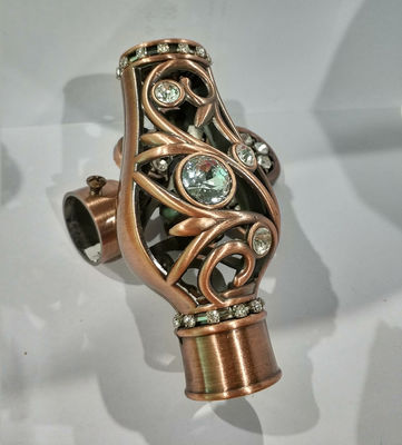 Tuyau Rod Finial With Electrophoresis Surface de rideau en nouveauté de fer