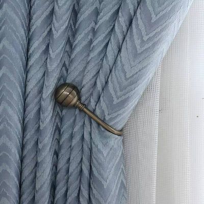 Le mur rideau décoratif de couleur d'or accroche le style de luxe simple avec la corde