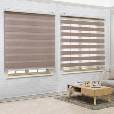 Type en aluminium anti matériel UV d'hôtel de la lamelle 610gsm de polyester de PVC des rideaux 60mm
