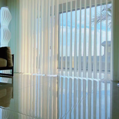 la verticale de fenêtre de panne d'électricité de 89mm aveugle le polyester de tissu matériel pour l'hôtel