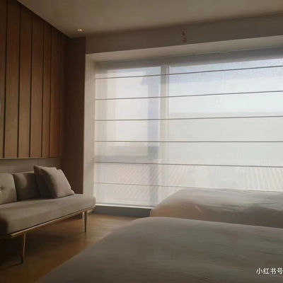 Roman Blind Curtains Manual Control futé horizontal pour le salon