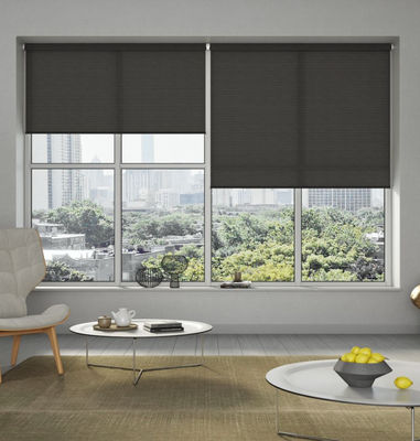 Grey Polyester Fabric Roller Blinds 100% pour le taux ouvert du salon 85%